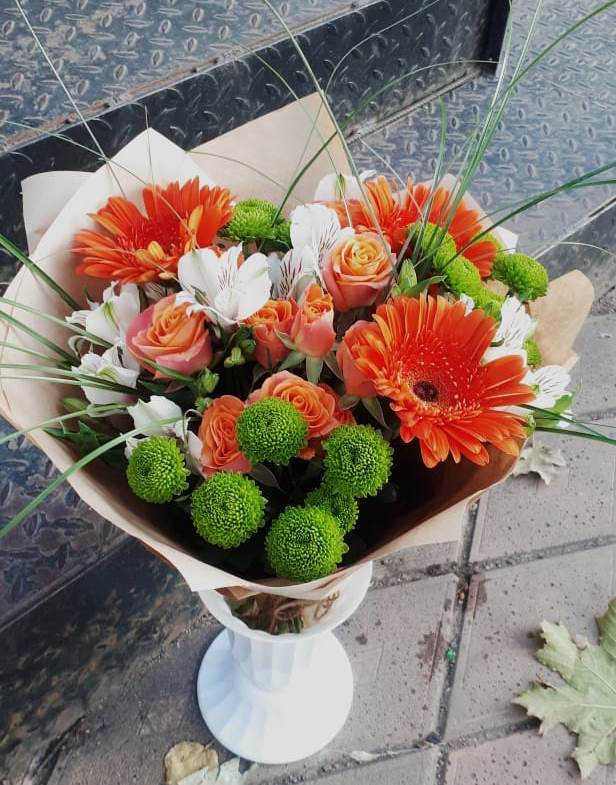 Букет цветов из: Герберы, Хризантемы, Альстромерии и Розы в Заболотье