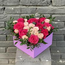 Цветочная композиция из Розы в коробке в Заболотье