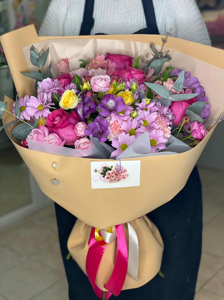 Букет цветов из: Хризантемы, Гвоздики и Альстромерии в Заболотье