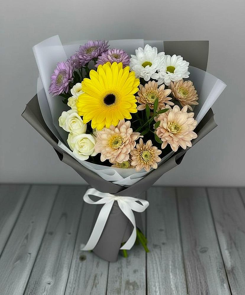 Букет цветов из: Розы, Герберы и Хризантемы в Заболотье