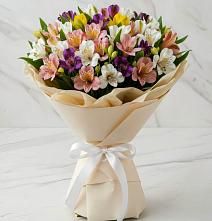 Букет цветов из:  Альстромерии в Заболотье