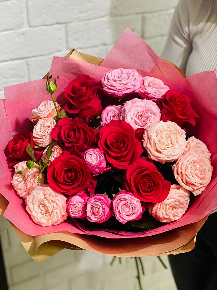 Букет цветов из: Розы в Заболотье