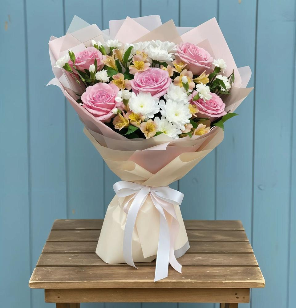 Букет цветов из: Гвоздики, Орхидеи и Розы в Заболотье