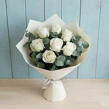 Букет Белые розы в Эвкалипте в Заболотье