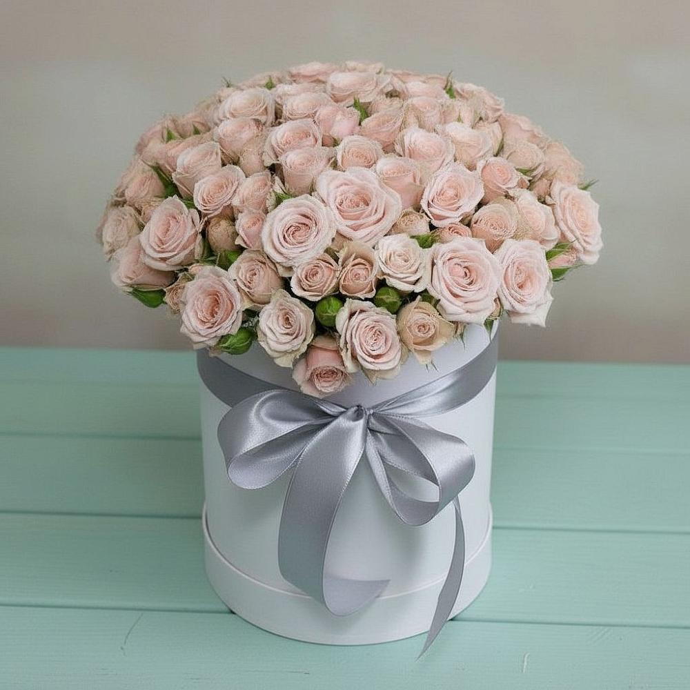 Цветочная композиция из Розы в шляпной коробке в Заболотье